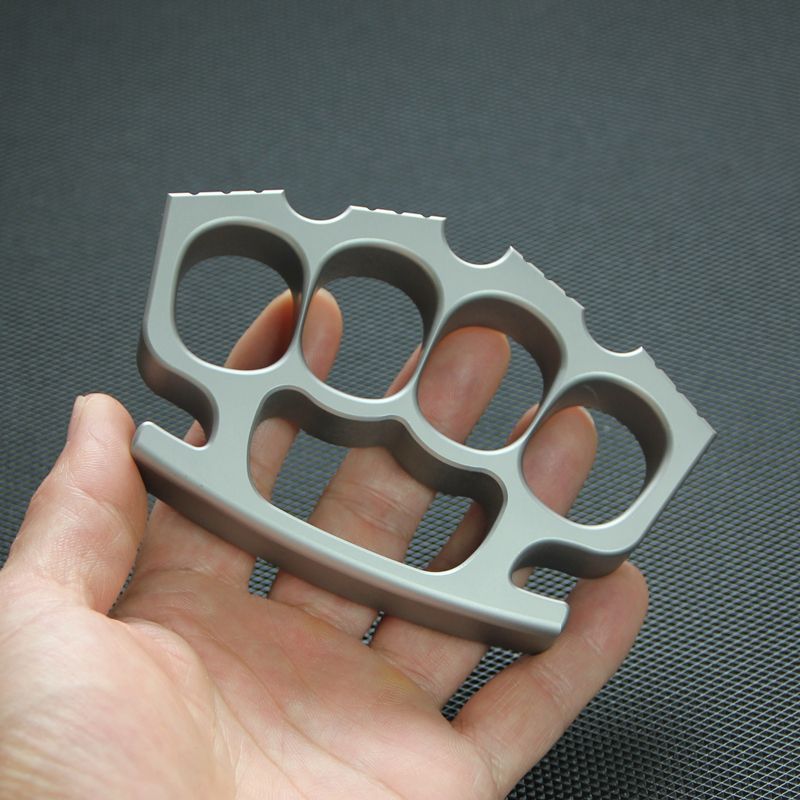 Poing Américain Gros trou de doigt Acier 440c