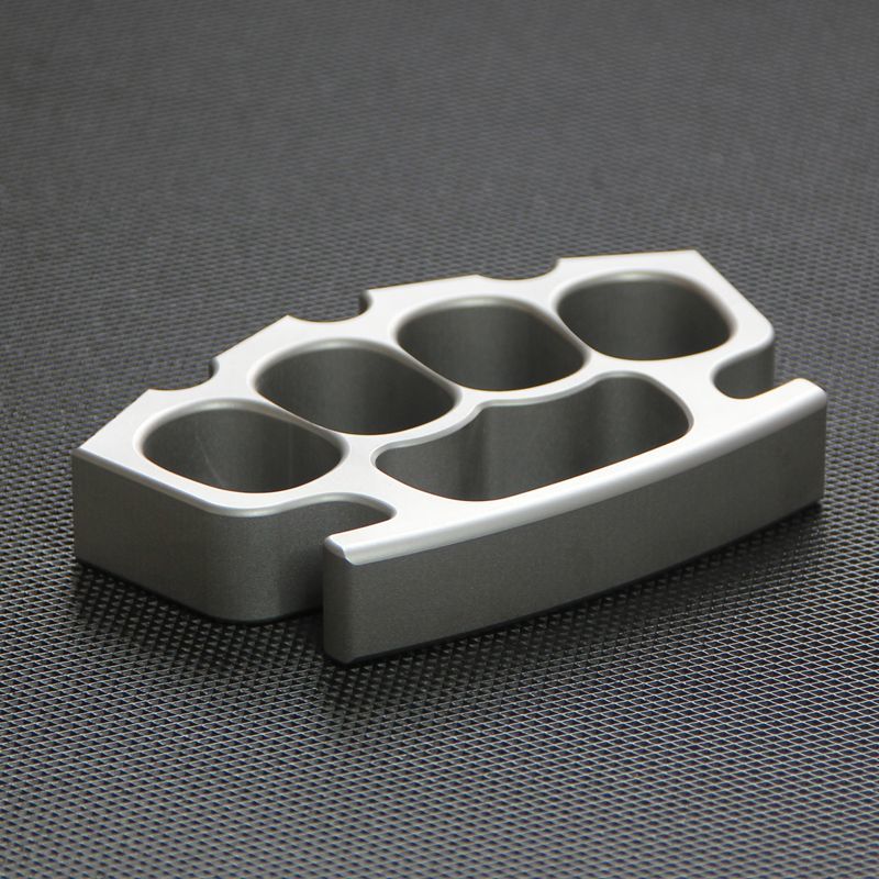 Poing Américain Gros trou de doigt Acier 440c