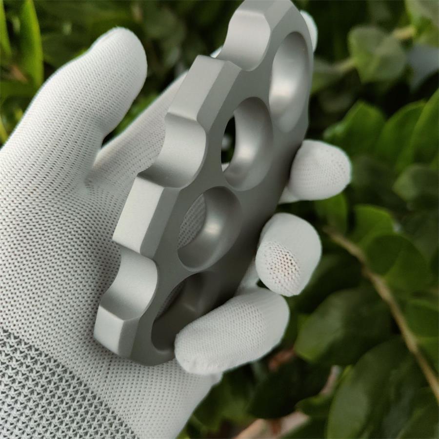 Knuckle Duster with Matte Sandblasted Surface