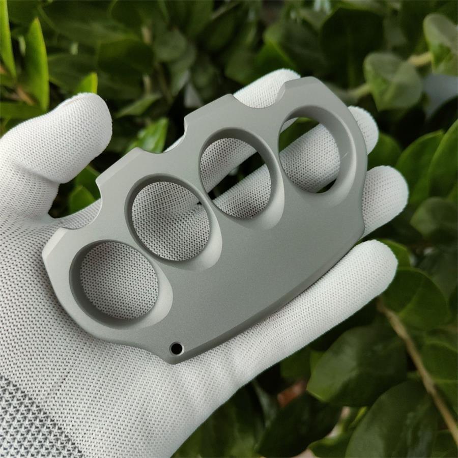 Knuckle Duster with Matte Sandblasted Surface