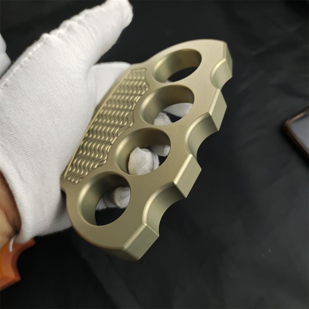 Strumento EDC leggero con Tirapugni in alluminio massiccio classico