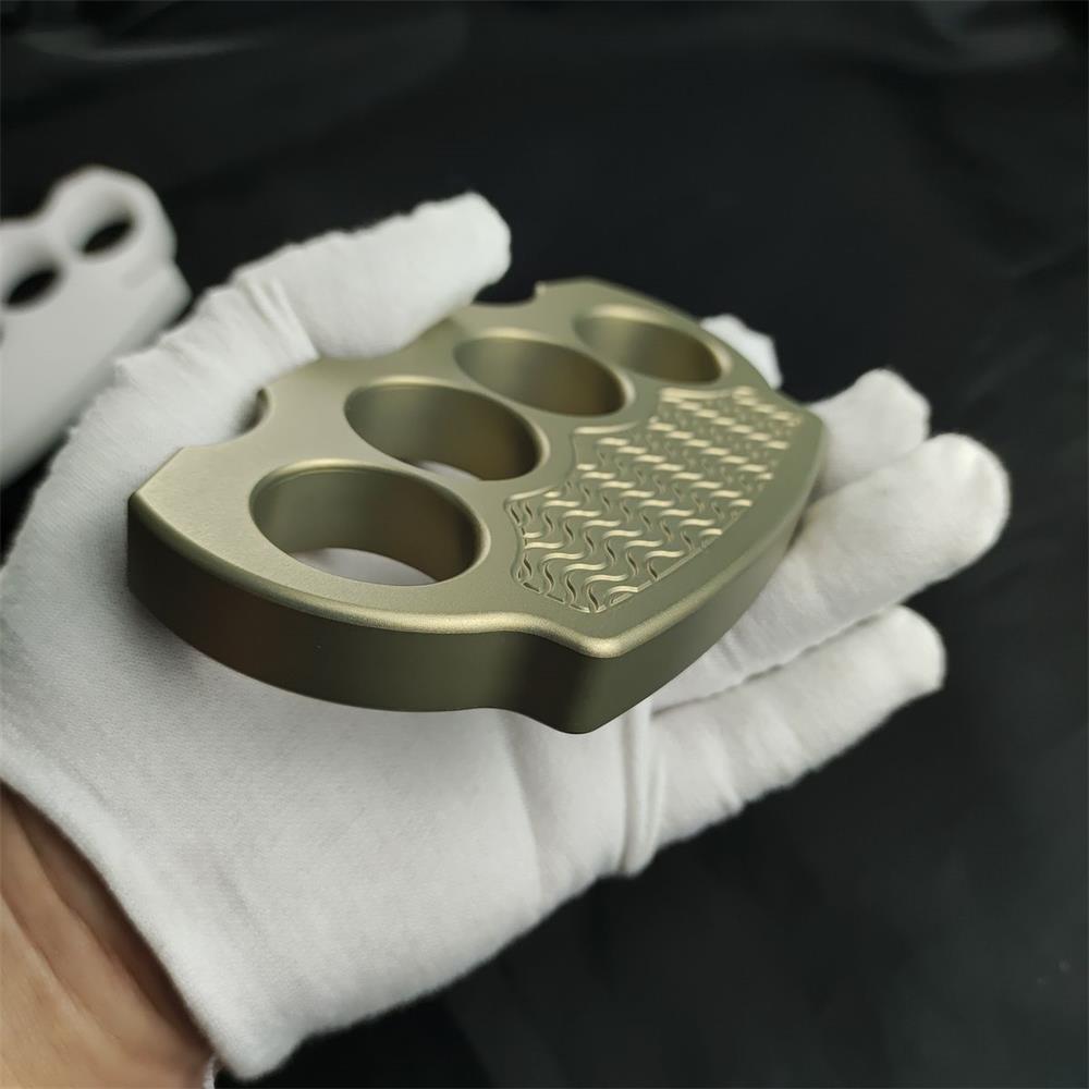 Strumento EDC leggero con Tirapugni in alluminio massiccio classico