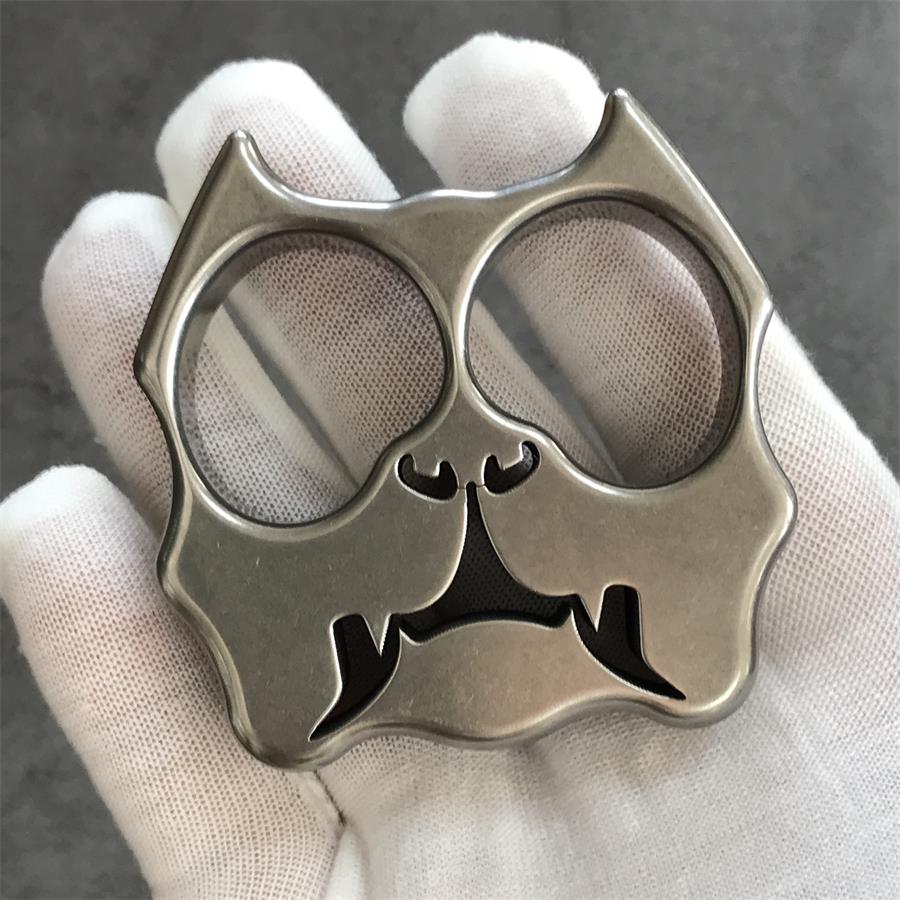 GODEDC Dog Head Knuckle Duster TC21 Titanium Alloy