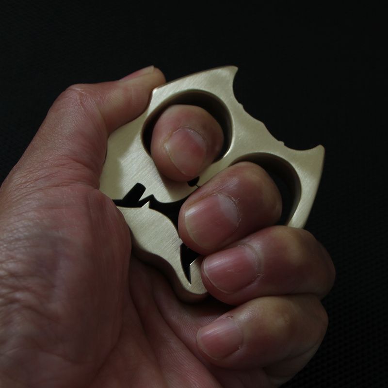 Dog Head Thickened Brass Knuckle Duster