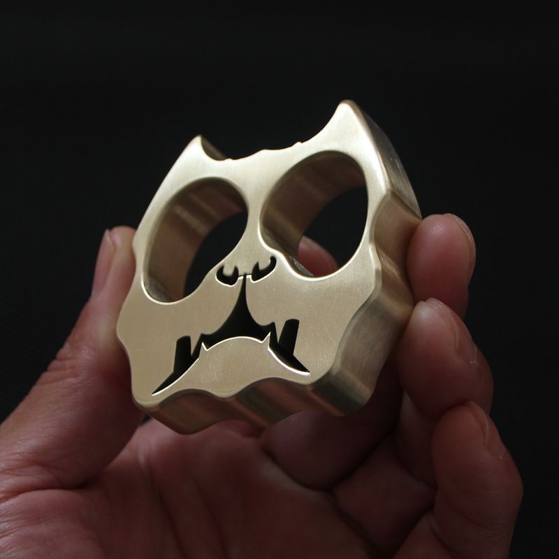 Dog Head Thickened Brass Knuckle Duster