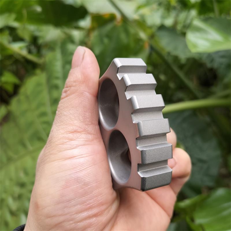 Mini Thickened Steel Knuckle Dusters Multi-functional Defense