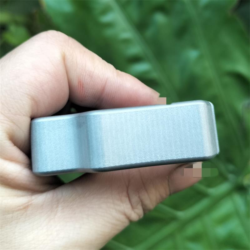 Mini Thickened Steel Knuckle Dusters Multi-functional Defense