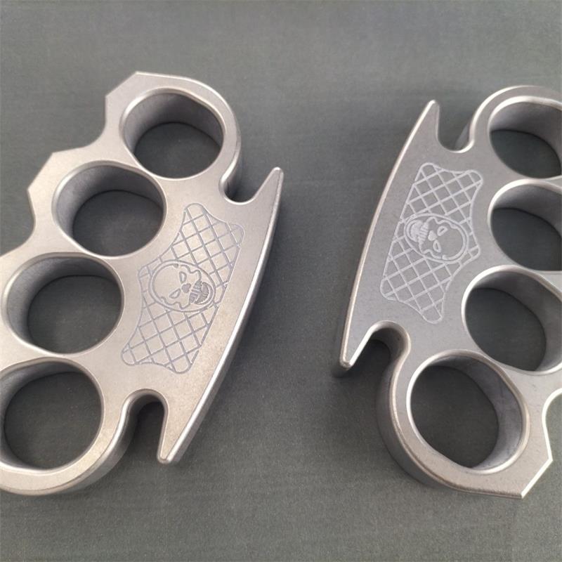 Classic Thickened Knuckle Duster Precision 304 Solid Steel