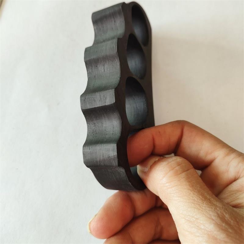 Pea Thickened Carbon Fiber Knuckle Duster