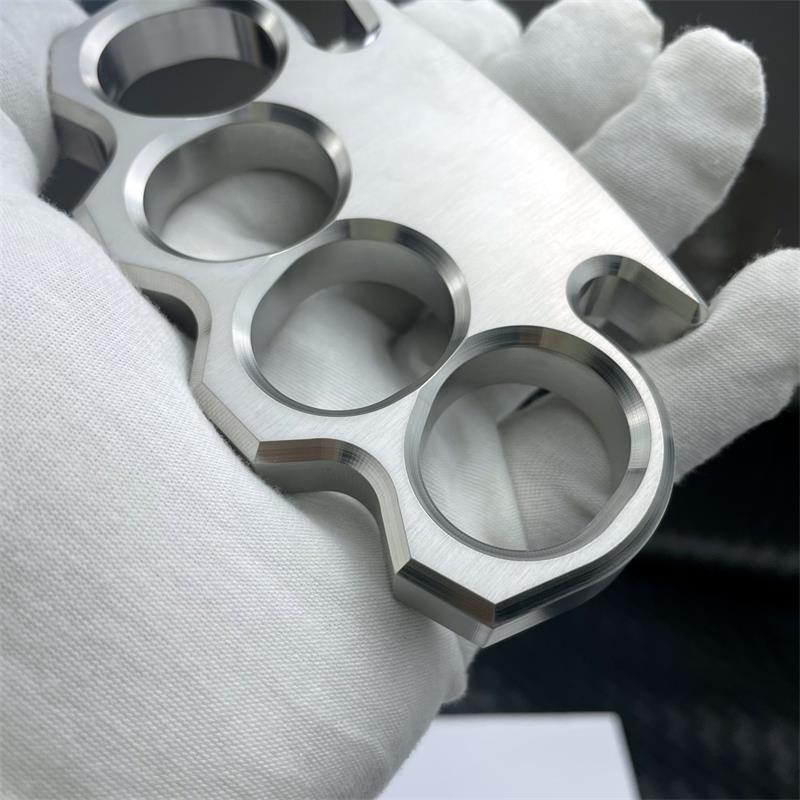 Classic Solid Steel Knuckle Duster