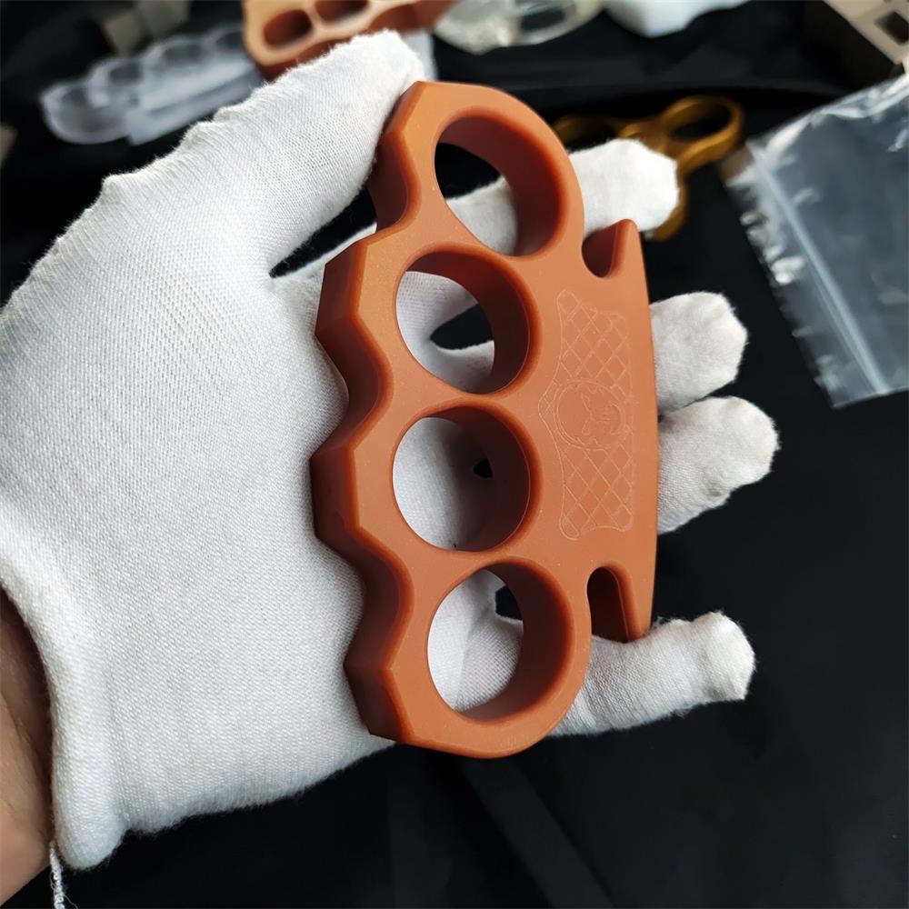 Non-metallic Knuckle Duster