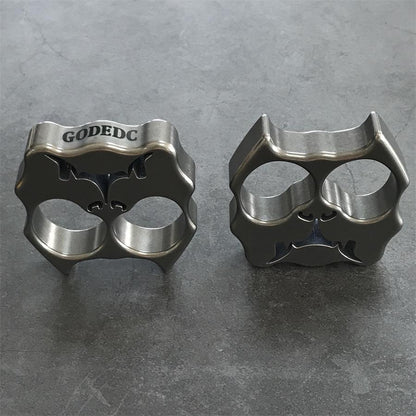 GODEDC Dog Head Knuckle Duster TC21 Titanium Alloy