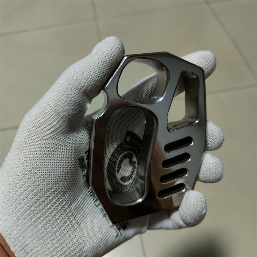 Titanium Knuckle Duster with Enhanced Window Breaker