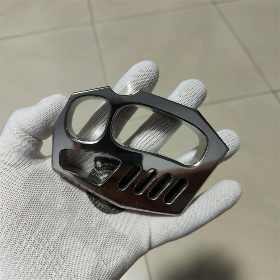Titanium Knuckle Duster with Enhanced Window Breaker